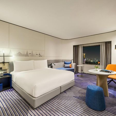 Crowne Plaza Bangkok Lumpini Park By Ihg Hotell Eksteriør bilde
