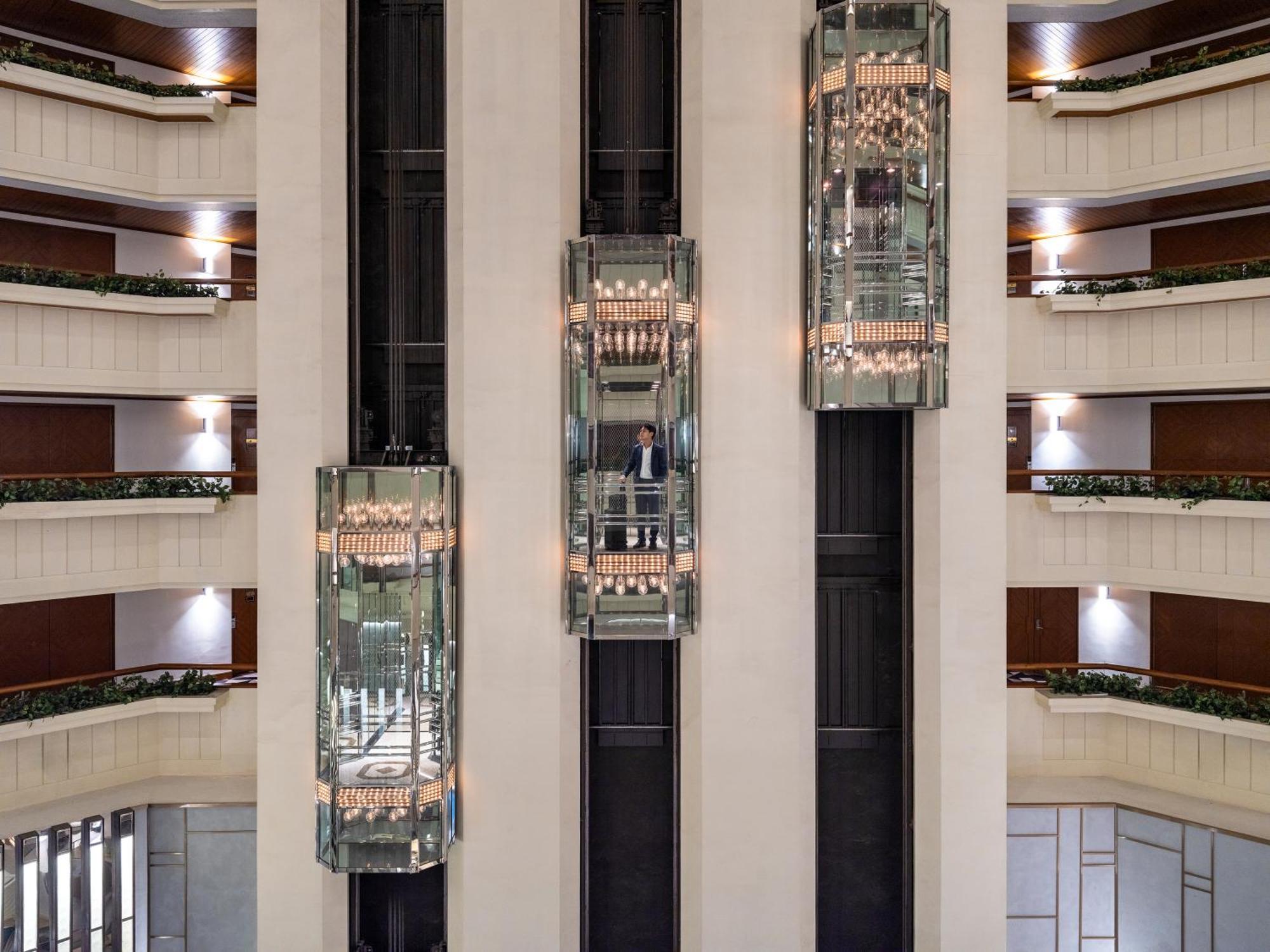 Crowne Plaza Bangkok Lumpini Park By Ihg Hotell Eksteriør bilde