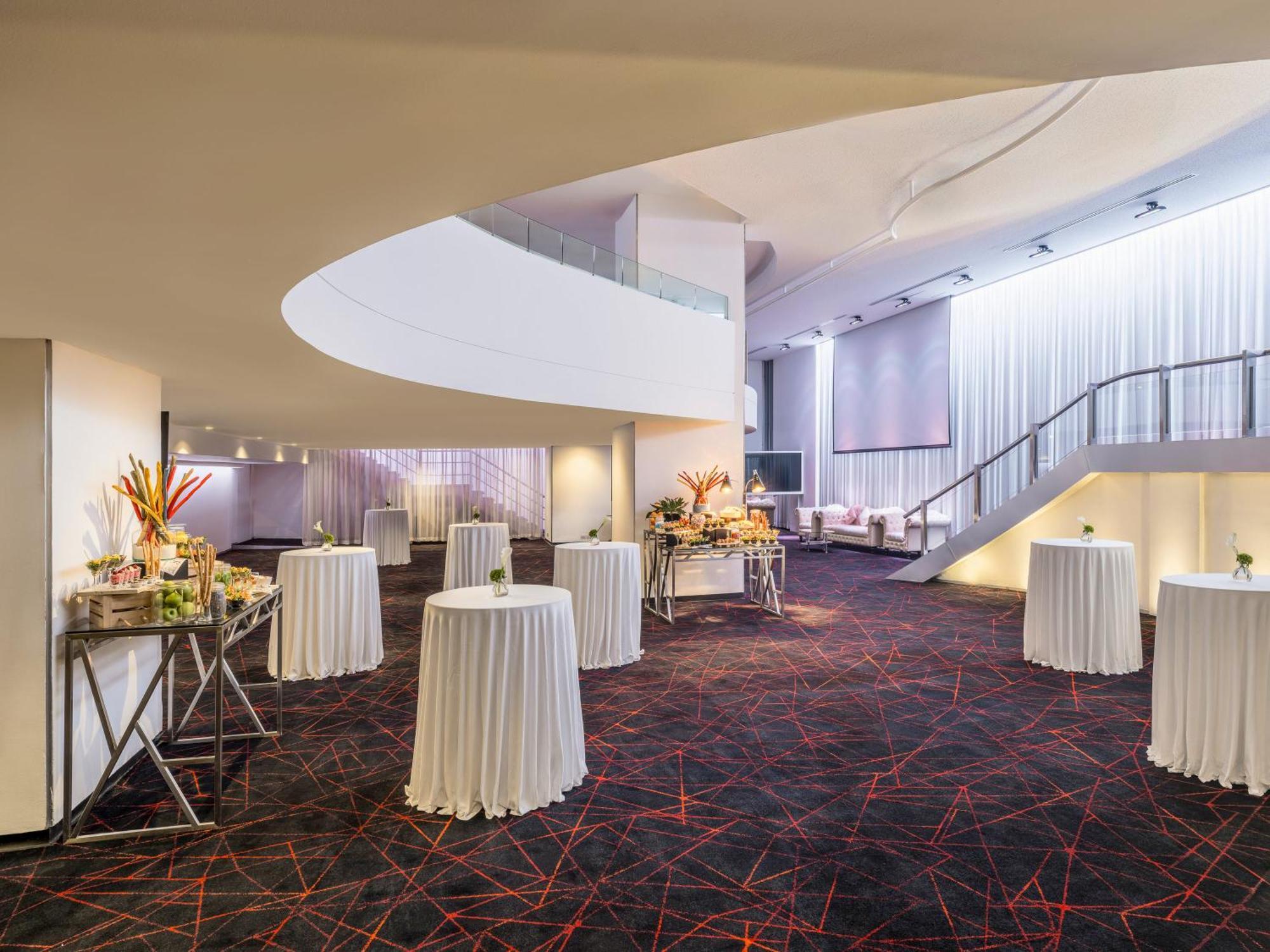 Crowne Plaza Bangkok Lumpini Park By Ihg Hotell Eksteriør bilde