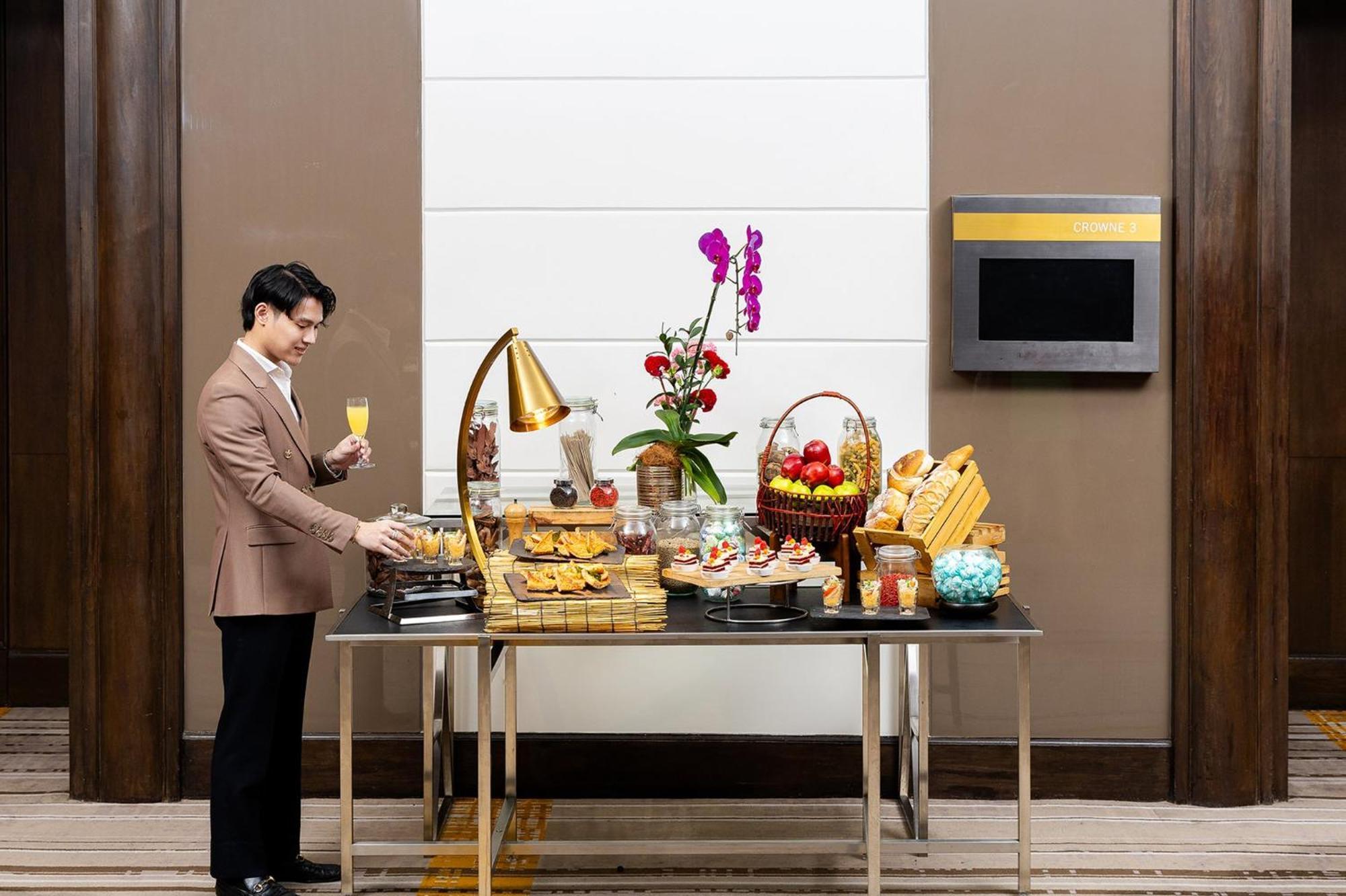 Crowne Plaza Bangkok Lumpini Park By Ihg Hotell Eksteriør bilde